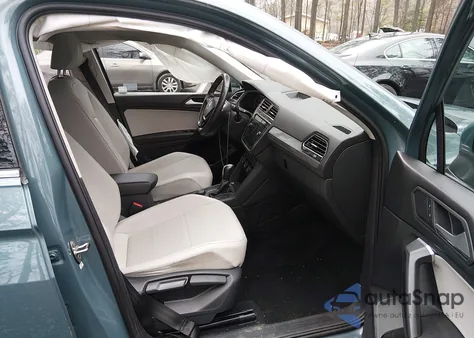 2021 Volkswagen Tiguan 2.0T Se/2.0T Se R-Line Black/2.0T Sel from USA, damaged, VIN 3VV2B7AX0MM012225